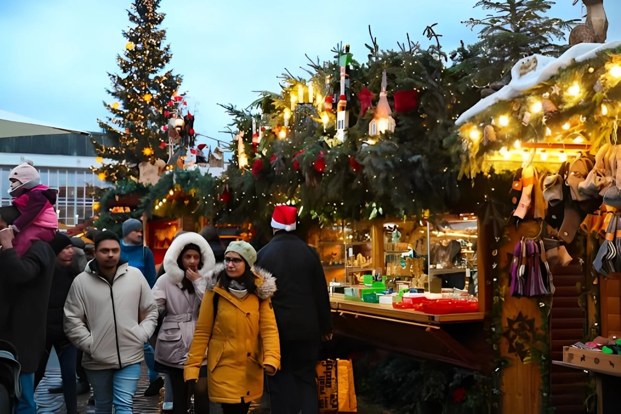 Vibrant Christmas Markets in Goa