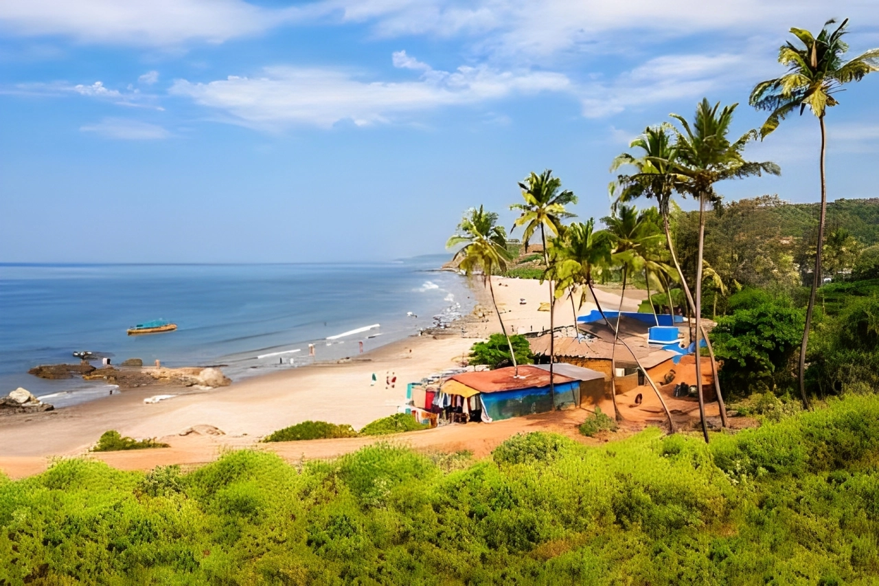 Top Beaches to Explore in Goa in April - Calangute Beach 