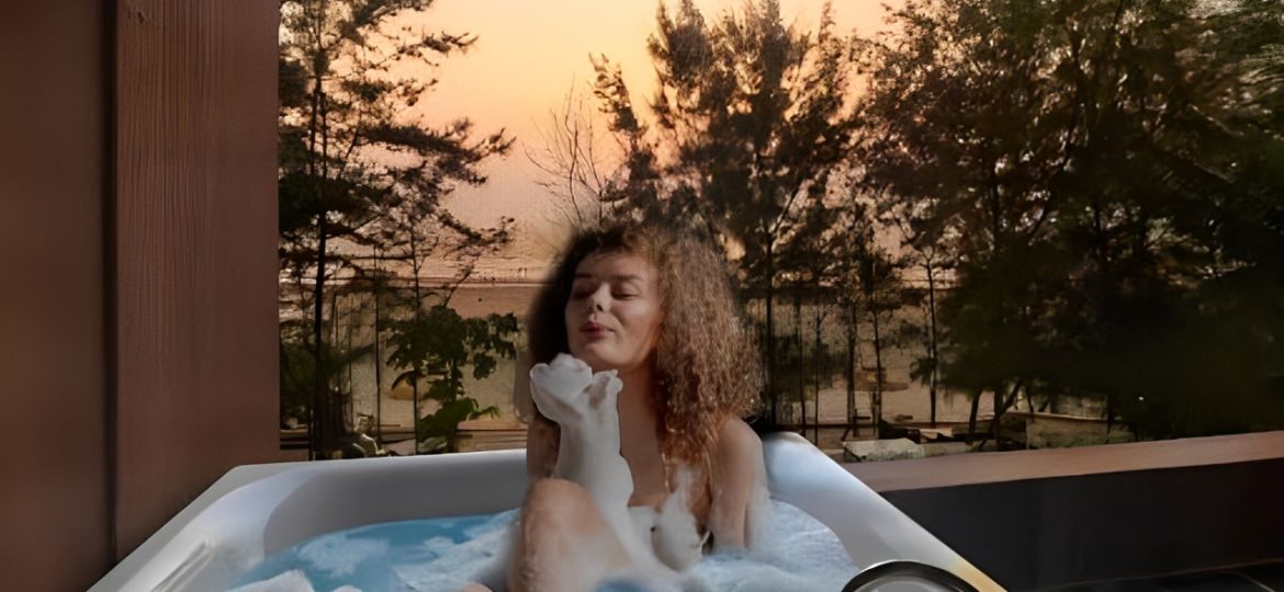 Hotels with Jacuzzi in Goa - Red Thread Hotels