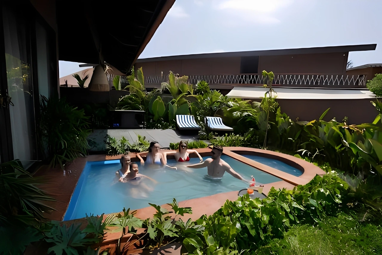 Private pool resort in Goa - Red Thread