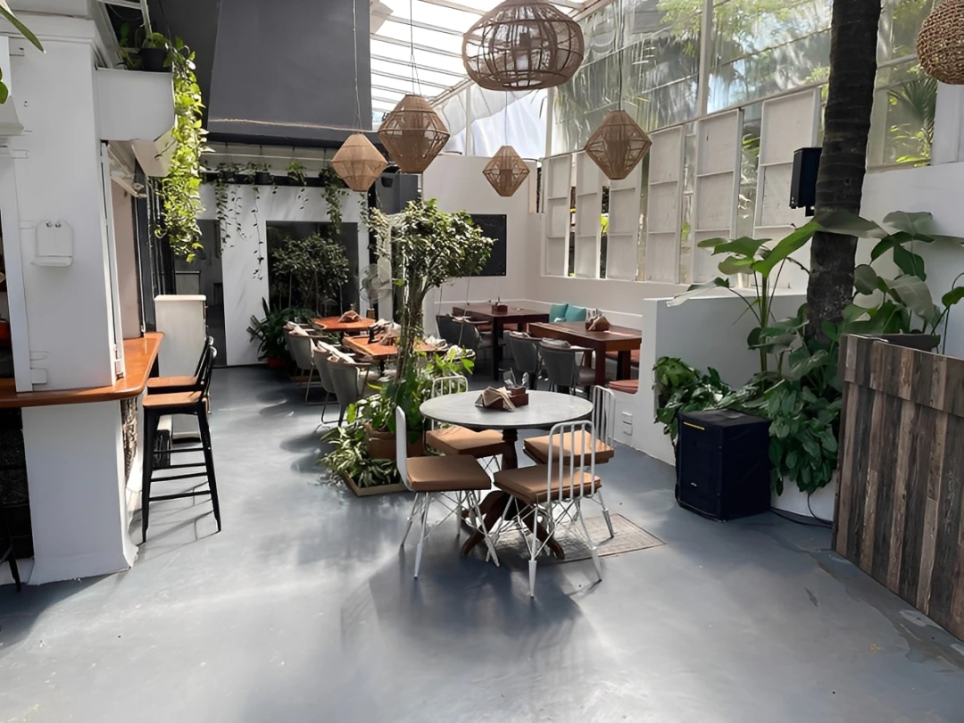 Restaurant in Calangute - Red Thread